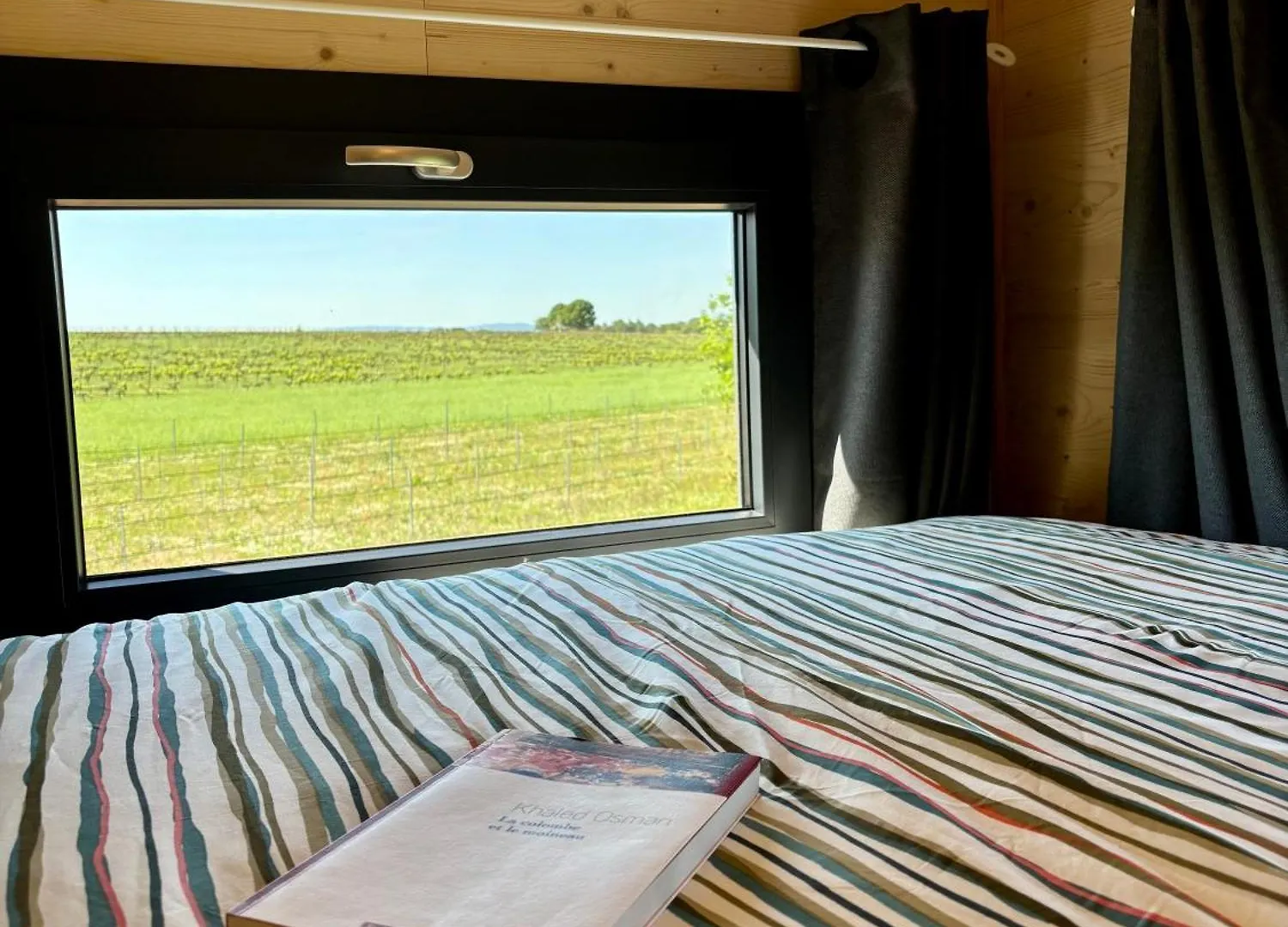La Tiny House Des Vignes Du Chateau De Vauclaire Meyrargues