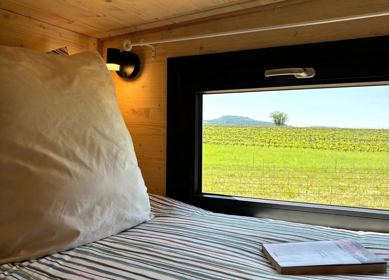 Country house La Tiny House Des Vignes Du Chateau De Vauclaire Meyrargues