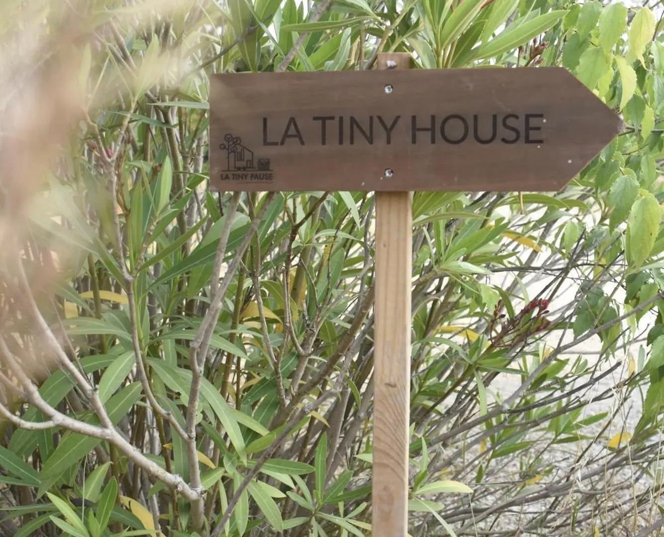 La Tiny House Des Vignes Du Chateau De Vauclaire Meyrargues 0*,